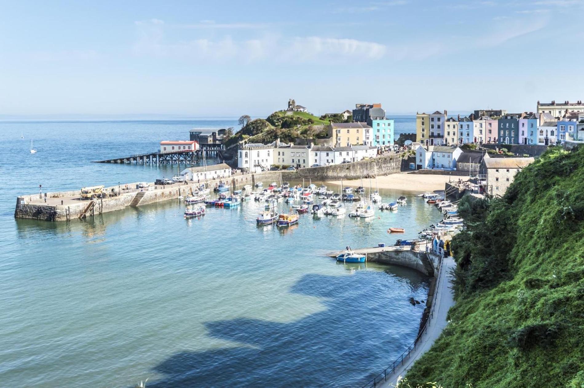 Sea Legs - 2 Bedroom Apartment - Tenby Eksteriør billede